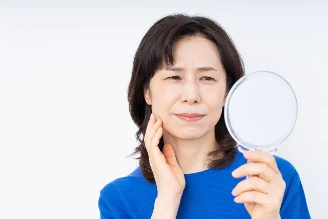 糸リフト　後悔しやすい症状と防ぐためのポイントを解説