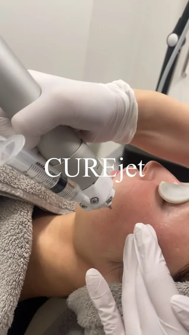大人気キュアジェットの施術風景です💭